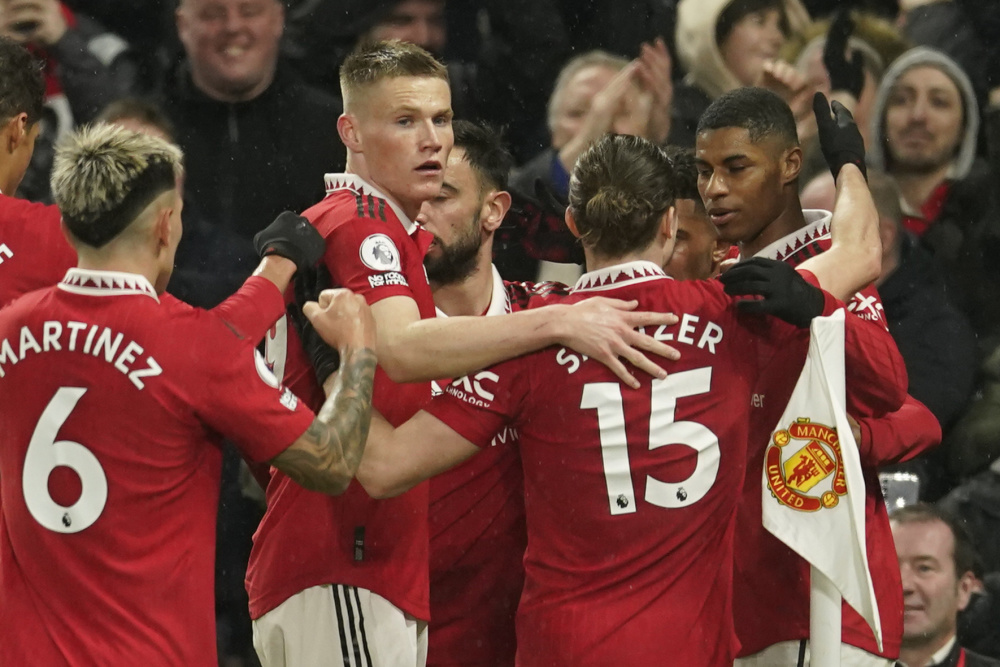 阿尔瓦雷斯 阿尔瓦雷斯